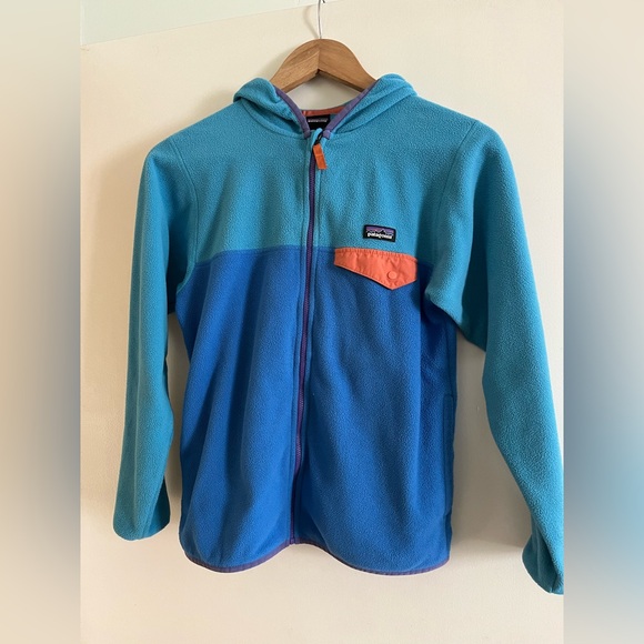 Patagonia fleece with hood
